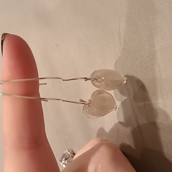 Light pink heart sterling silver drop earrings - Picture 2 of 8